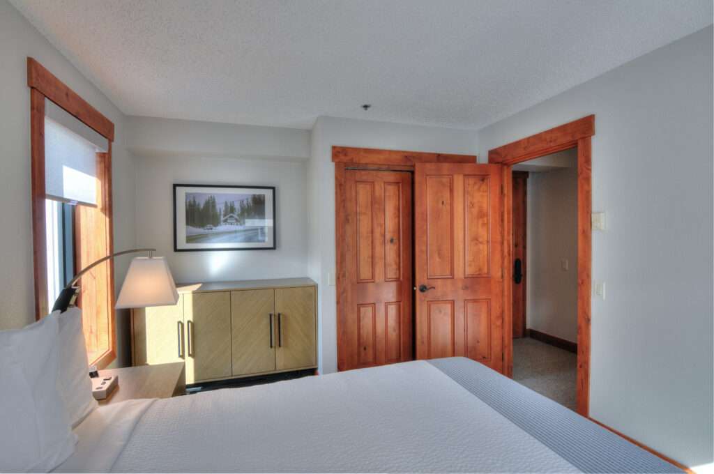 One Bedroom bedroom3
