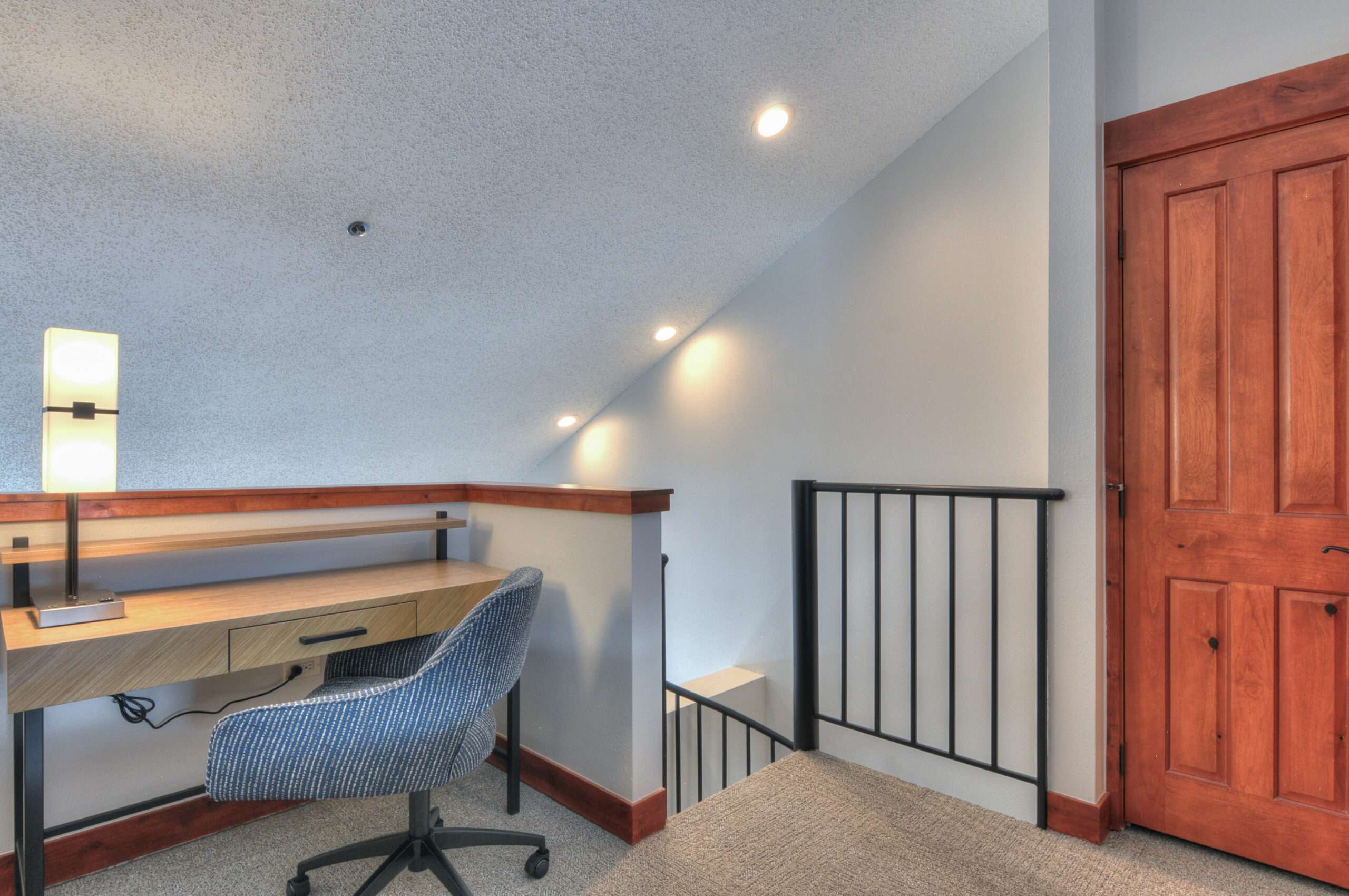 QSTL loft office