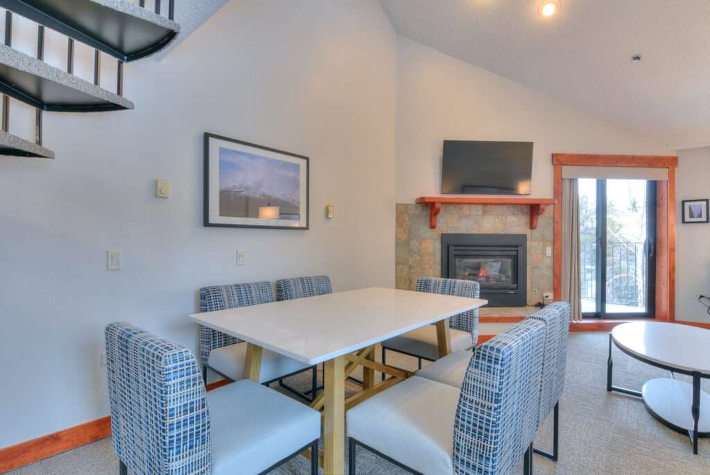 OneLoft dining living