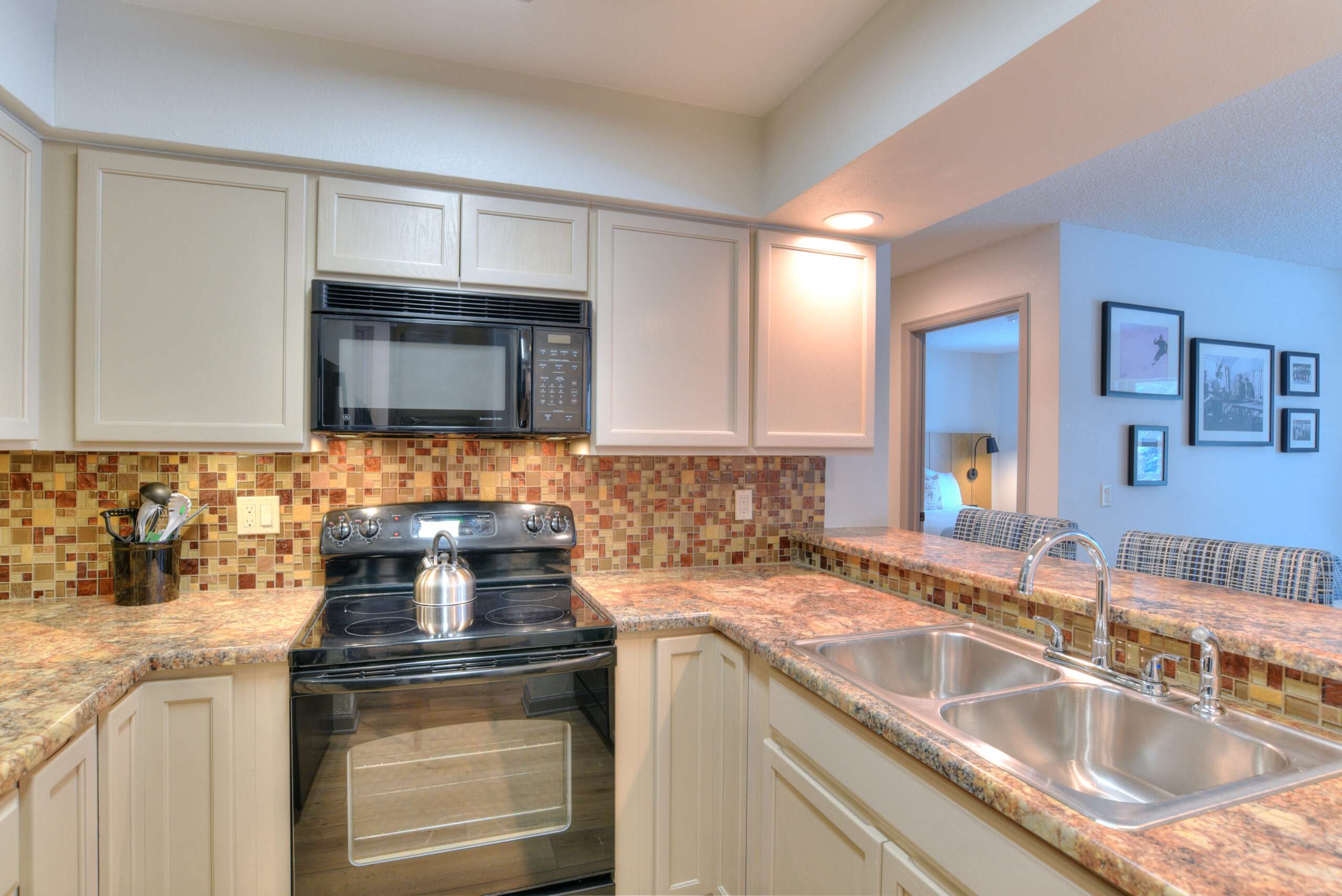 2L3Q 514 kitchen