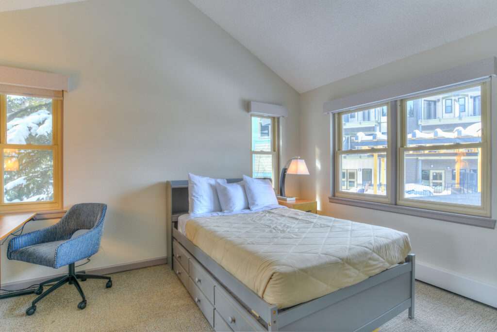2full 523 full bed desk