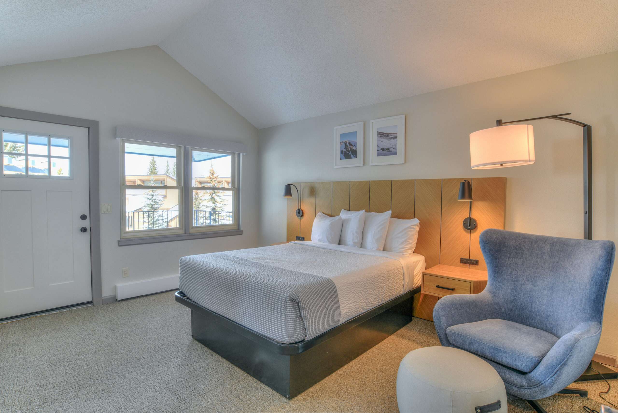 2full 523 q room